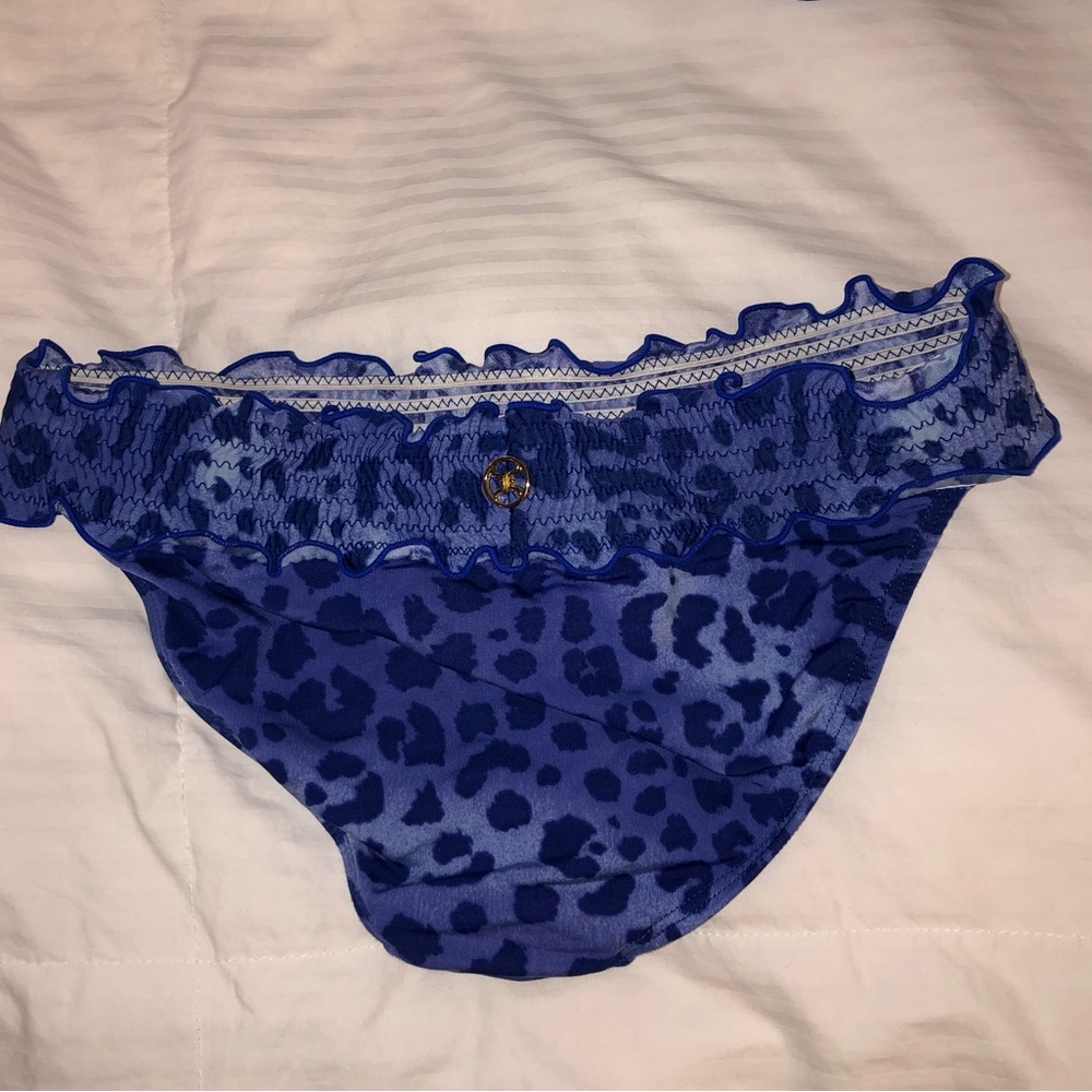 Blue Leopard VIX Bikini - Picture 5 of 15